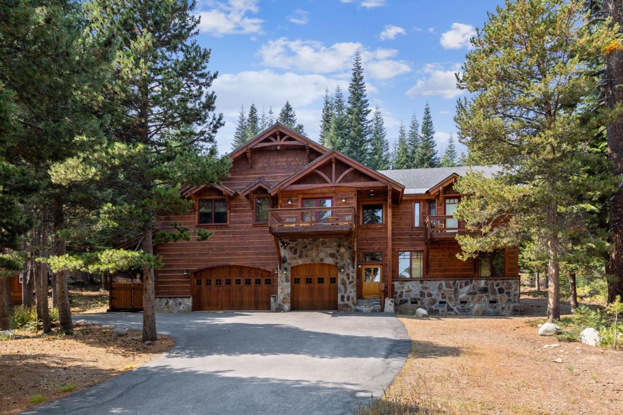 Bear Meadows Lodge - Hot Tub - Tahoe Donner Home ทรักกี ภายนอก รูปภาพ