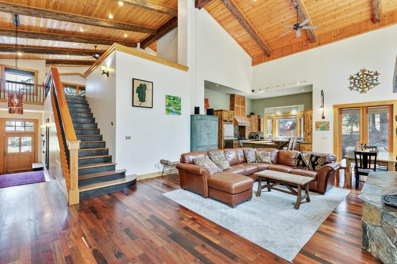 Bear Meadows Lodge - Hot Tub - Tahoe Donner Home ทรักกี ภายนอก รูปภาพ