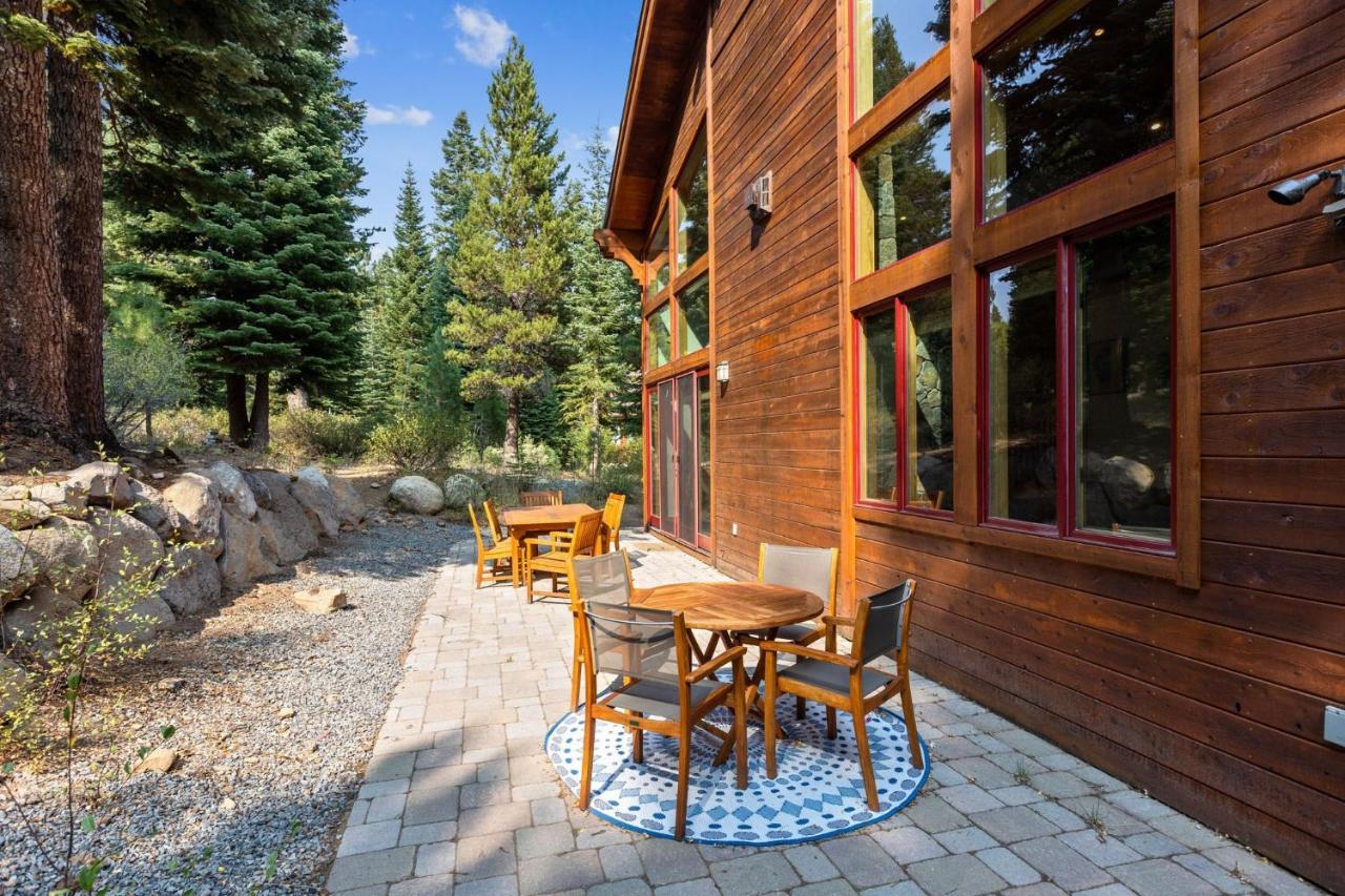 Bear Meadows Lodge - Hot Tub - Tahoe Donner Home ทรักกี ภายนอก รูปภาพ