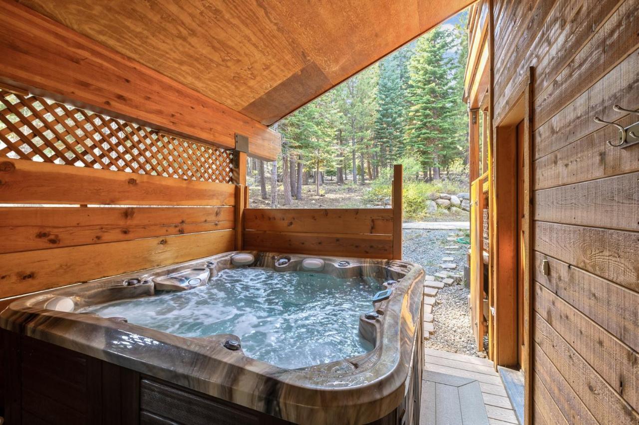 Bear Meadows Lodge - Hot Tub - Tahoe Donner Home ทรักกี ภายนอก รูปภาพ